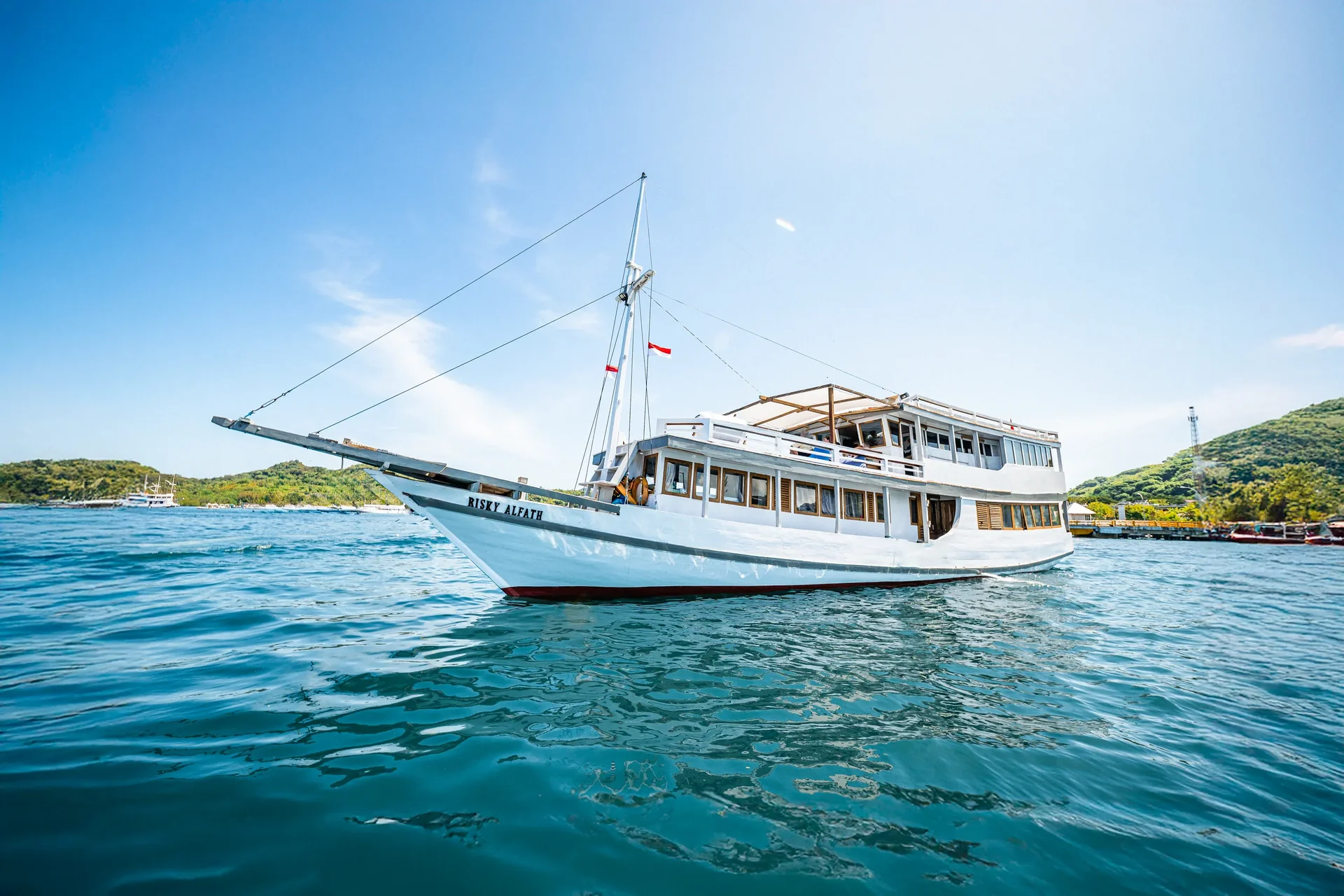 Private Charter - Superior 03 - Bombana 1