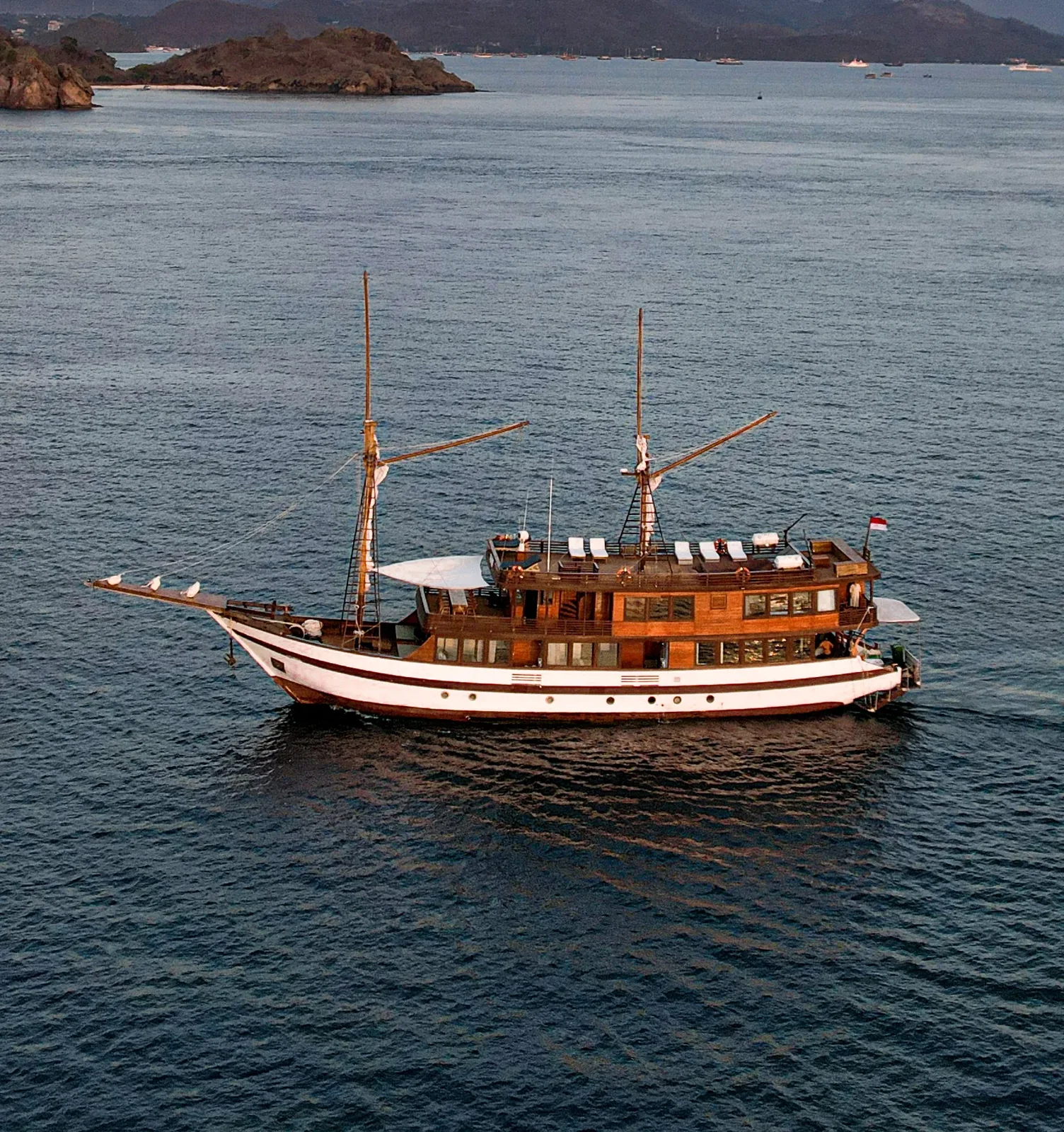 Luxury Phinisi 13 - Neptune