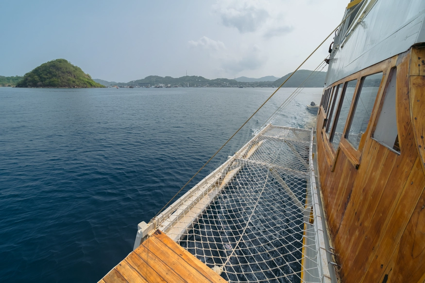 Private Charter - Deluxe 08 - Zada Mega