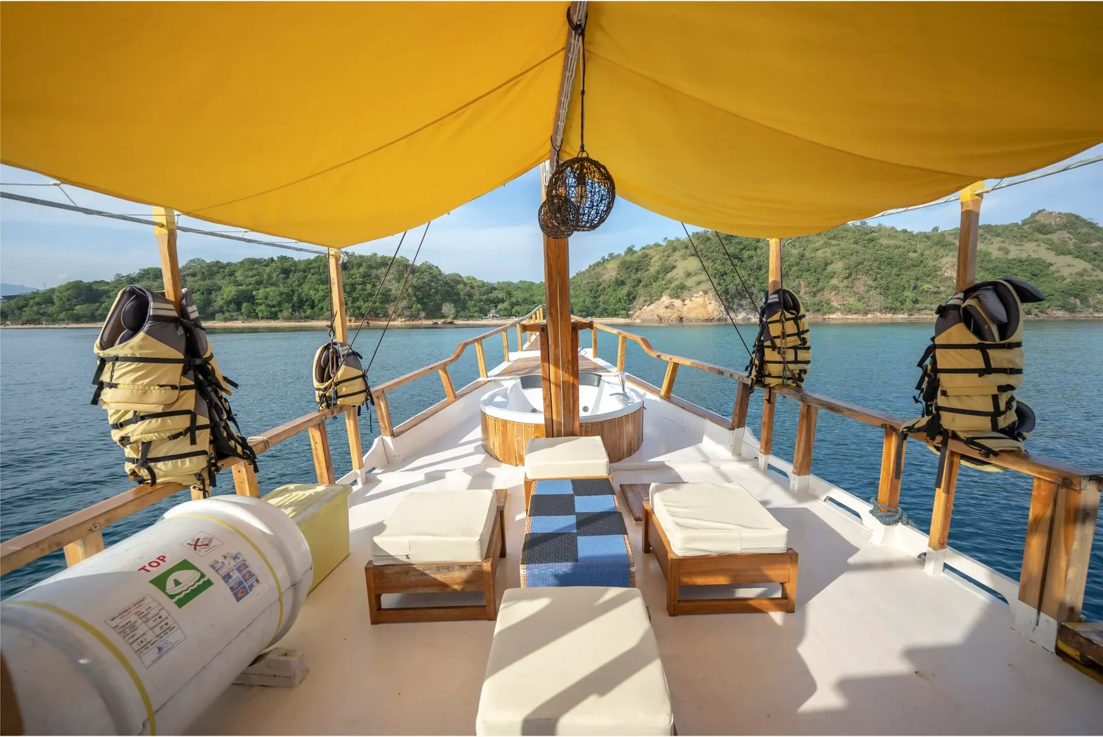 Private Charter - Deluxe 12 - Nk Jaya 2