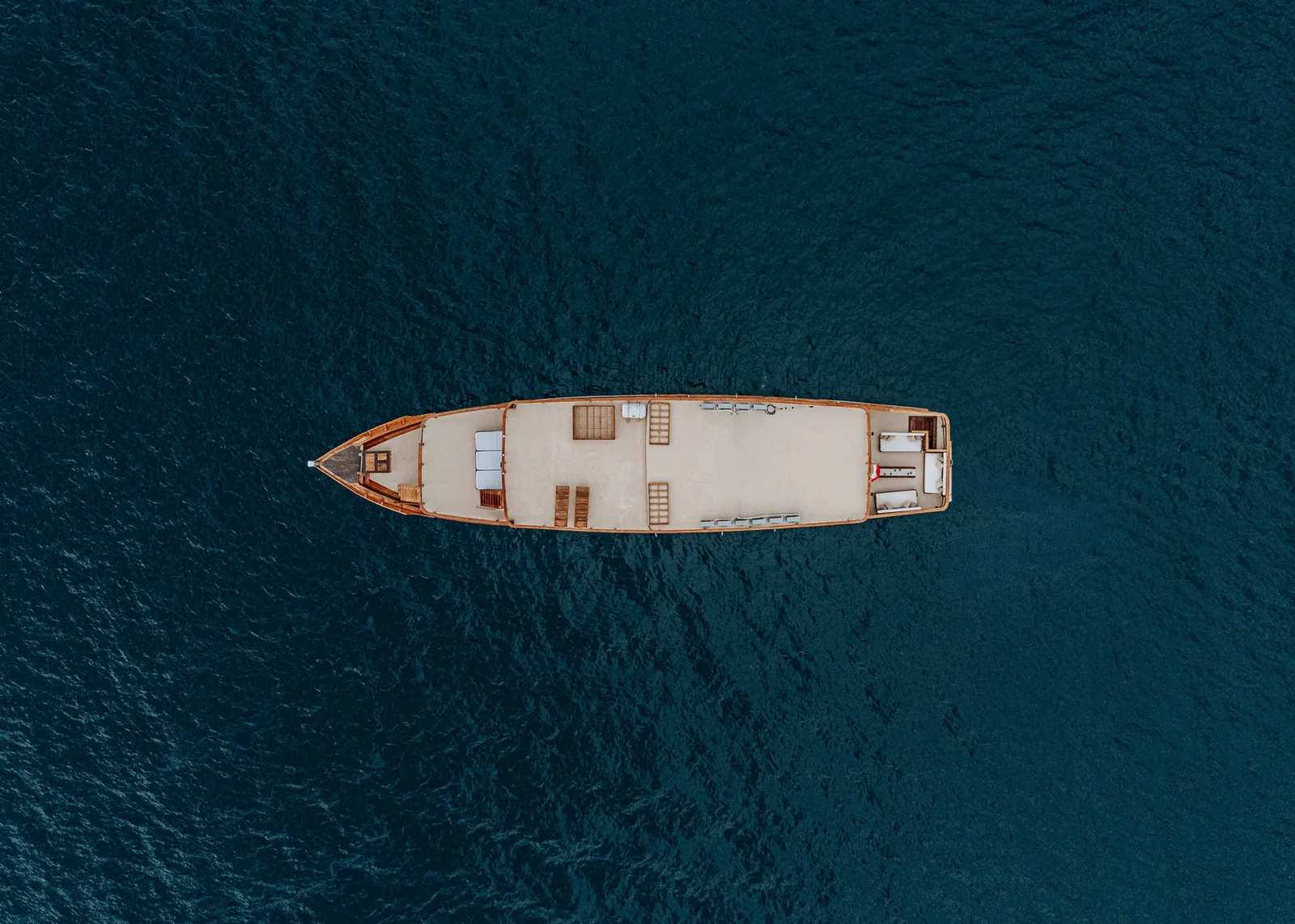 Private Charter - Deluxe 23 - Sora