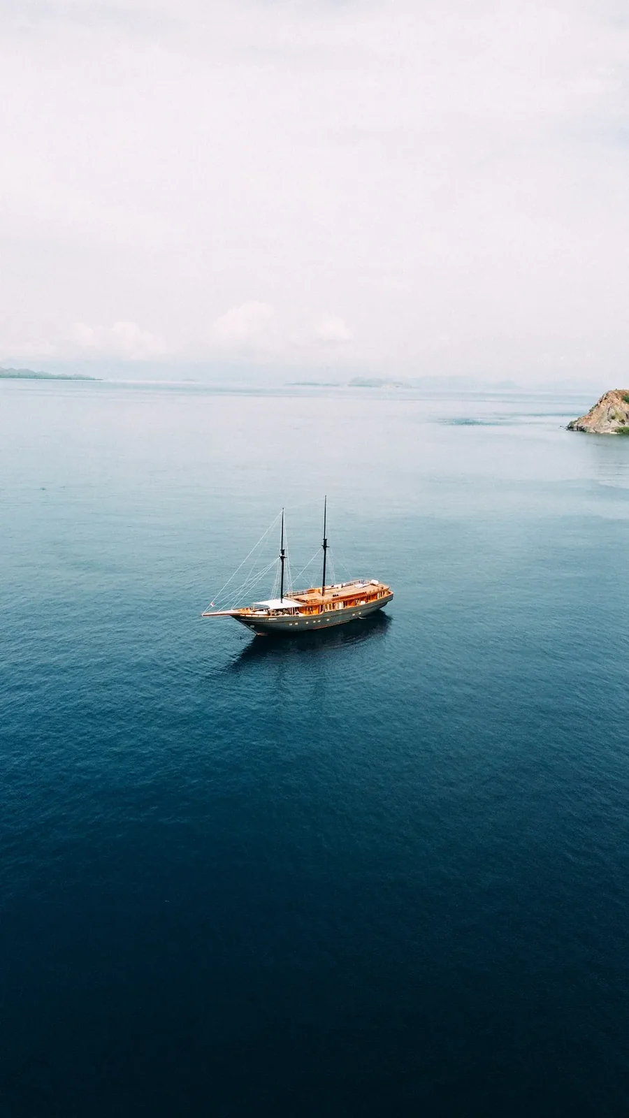 Private Charter - Luxury 19 - Angelica