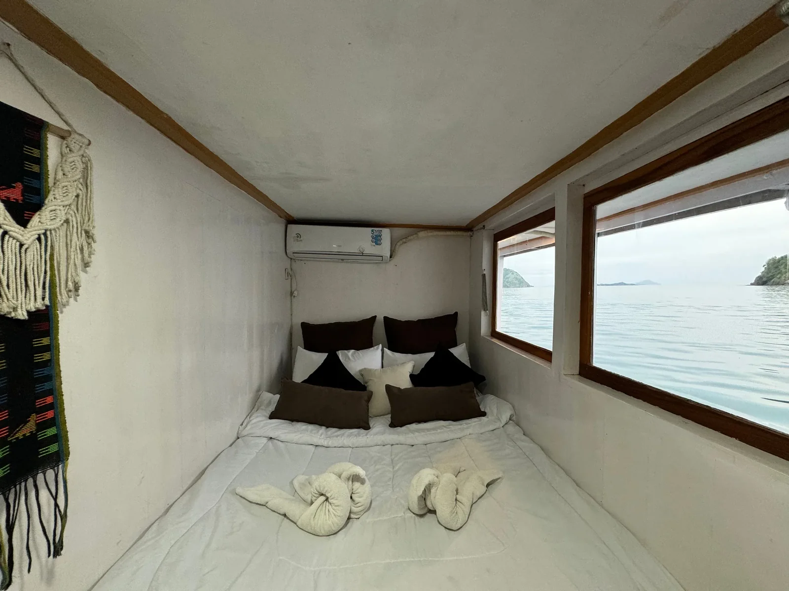 Private Charter - Superior 27 - Umami