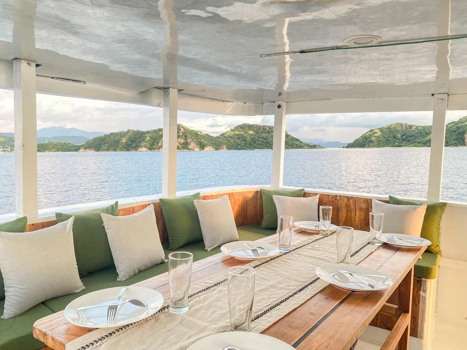 Private Charter - Superior 32 - Diara