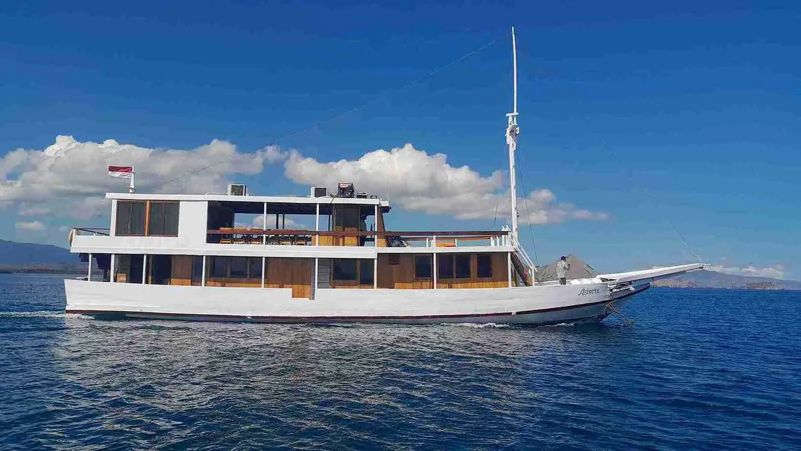 Private Charter - Superior 35 - Asterix