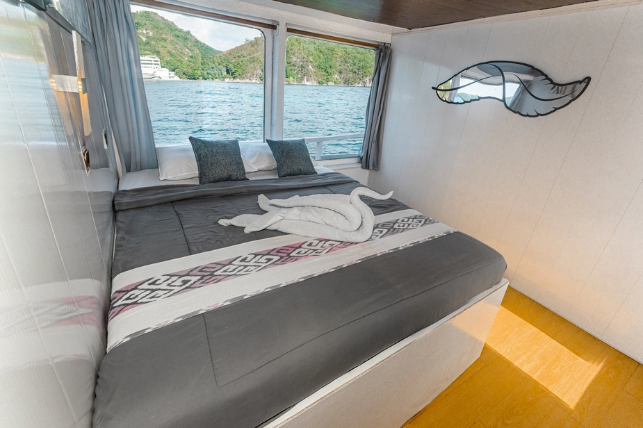 Private Cabin 1