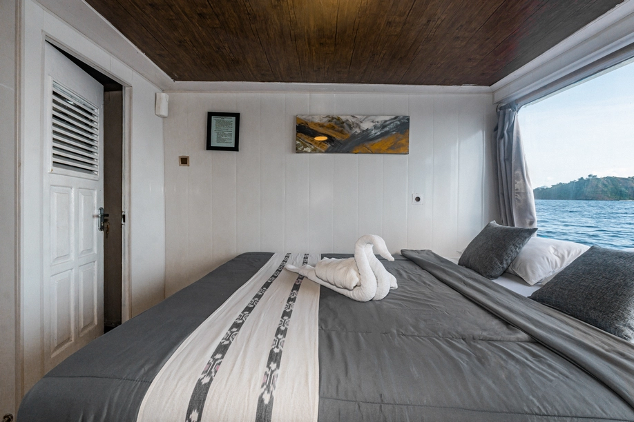 Private Cabin 2