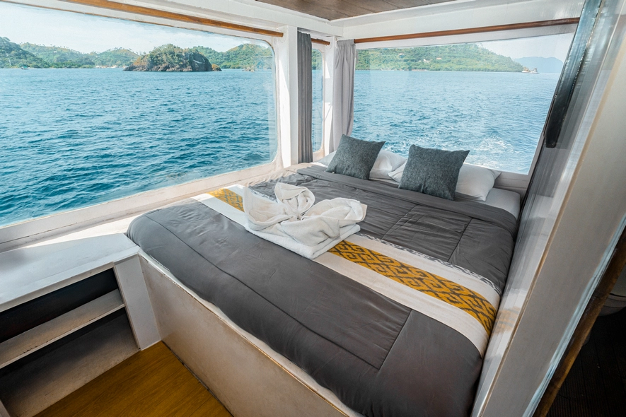 Private Cabin 4