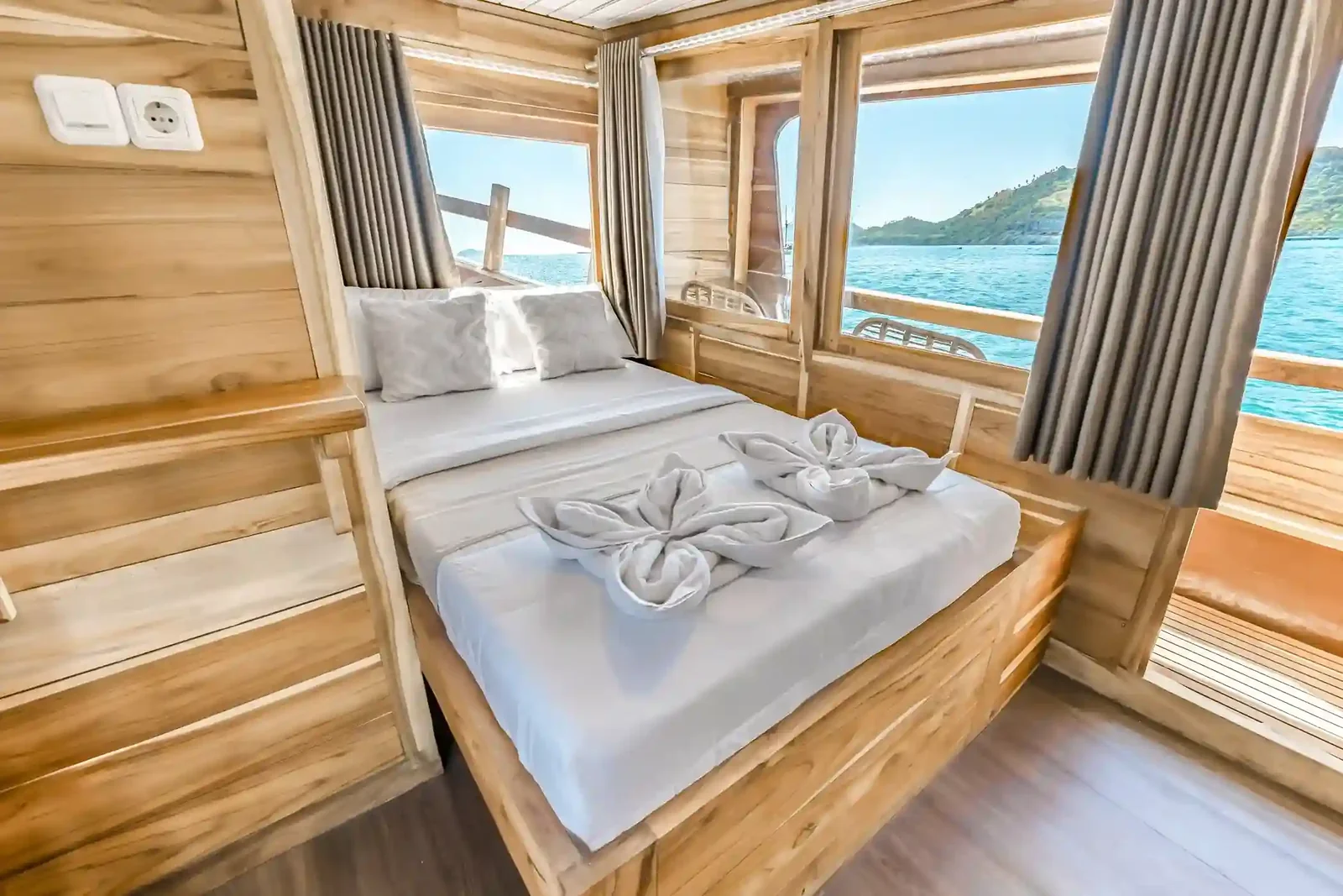 Deluxe Cabin