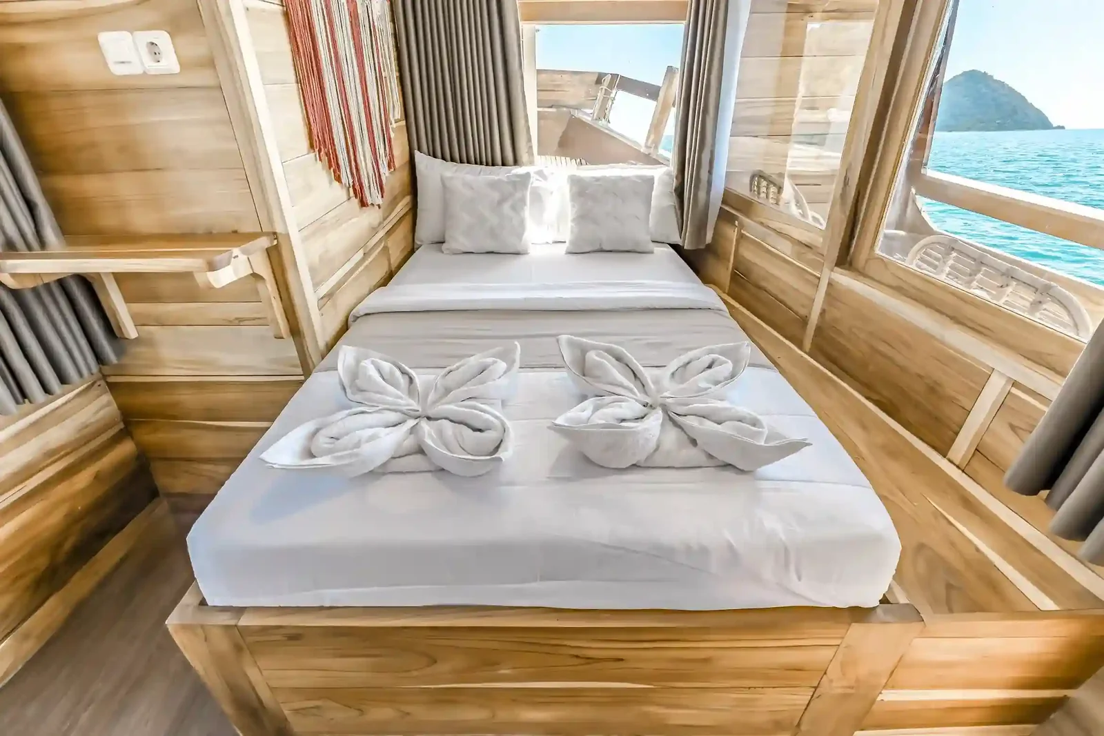 Deluxe Cabin