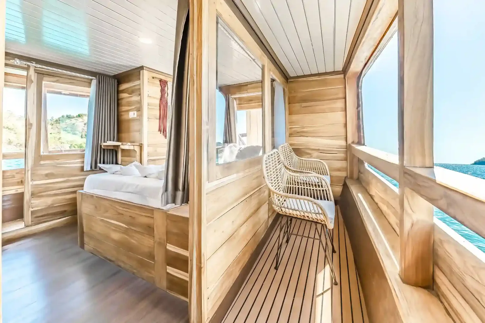 Deluxe Cabin