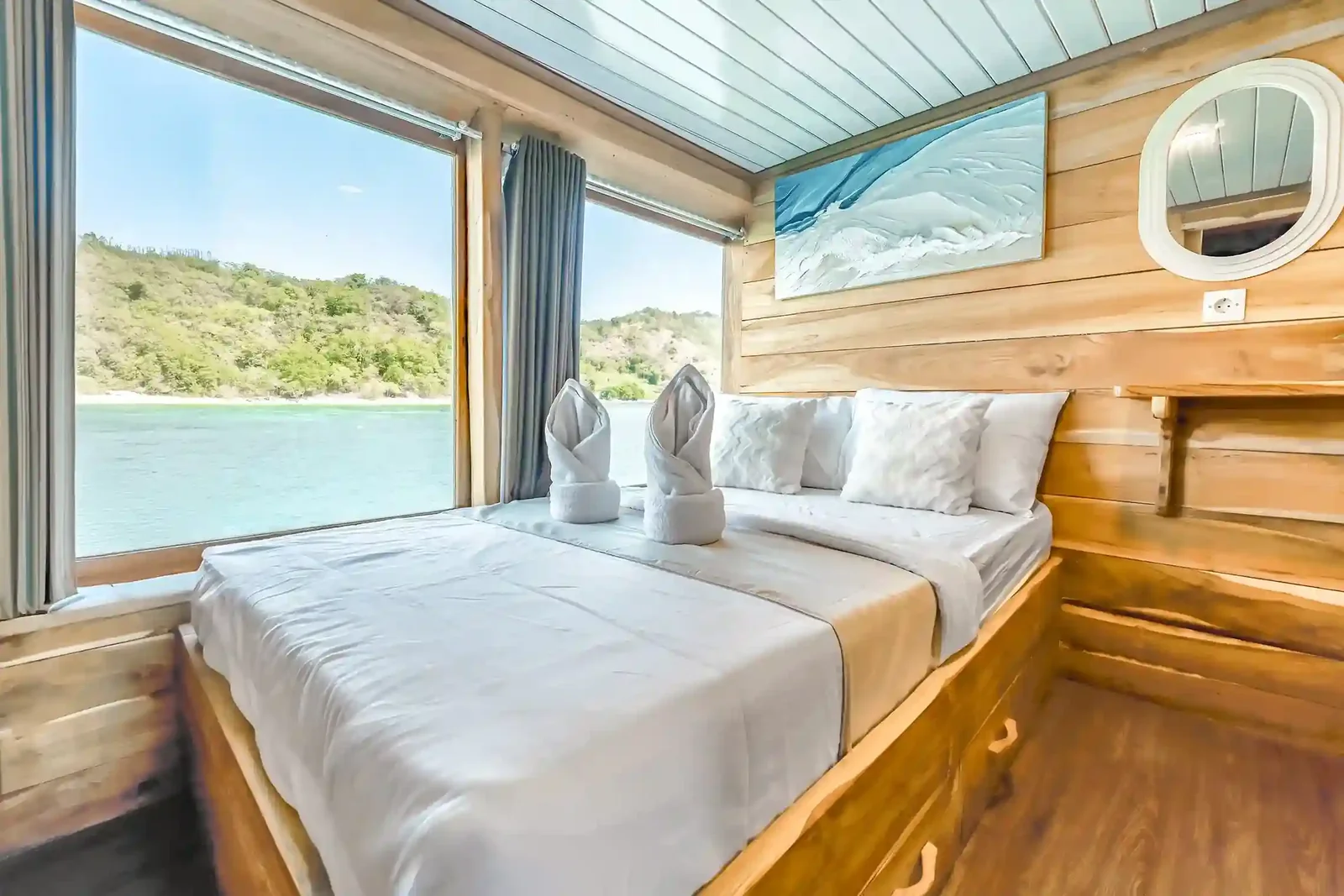 Superior Cabin