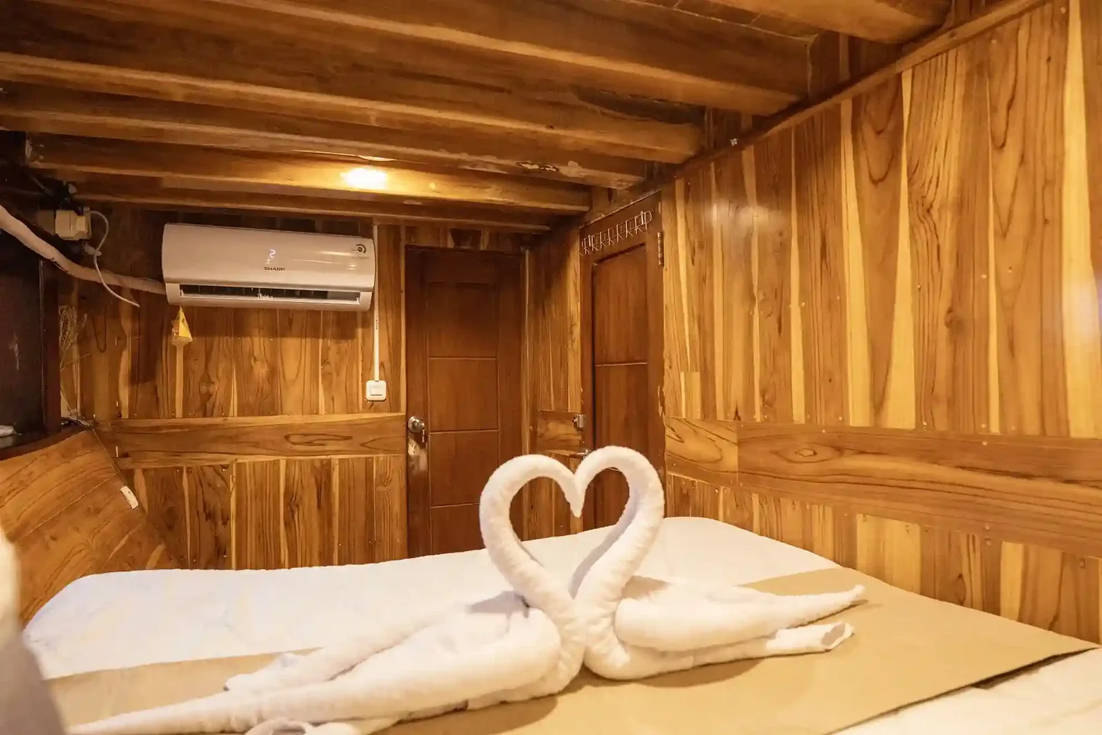 SUperior Cabin 2