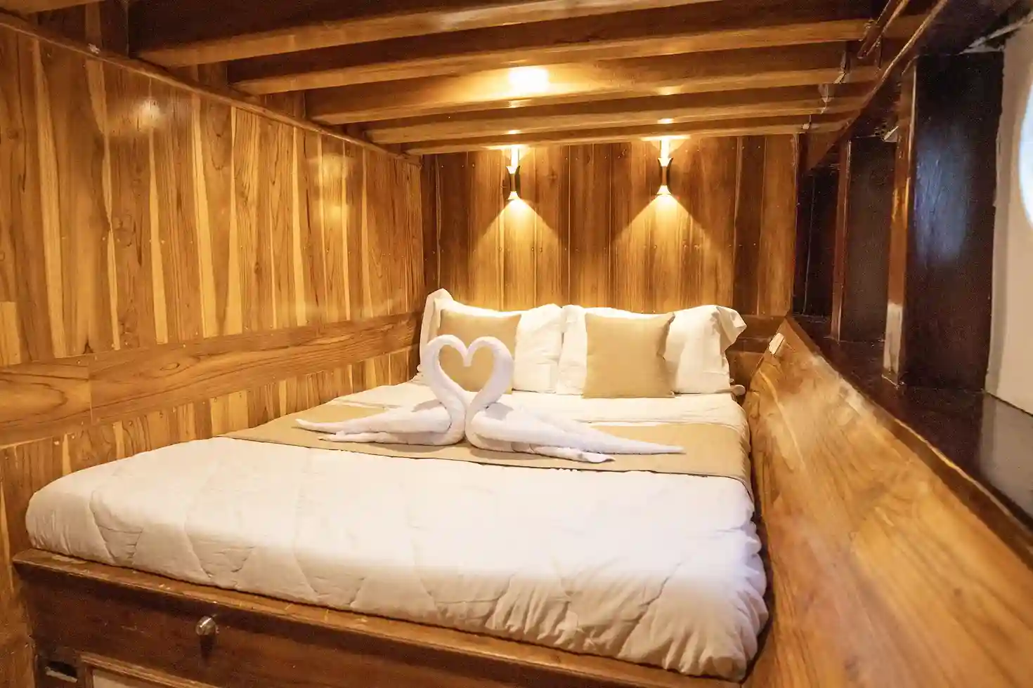 SUperior Cabin 2