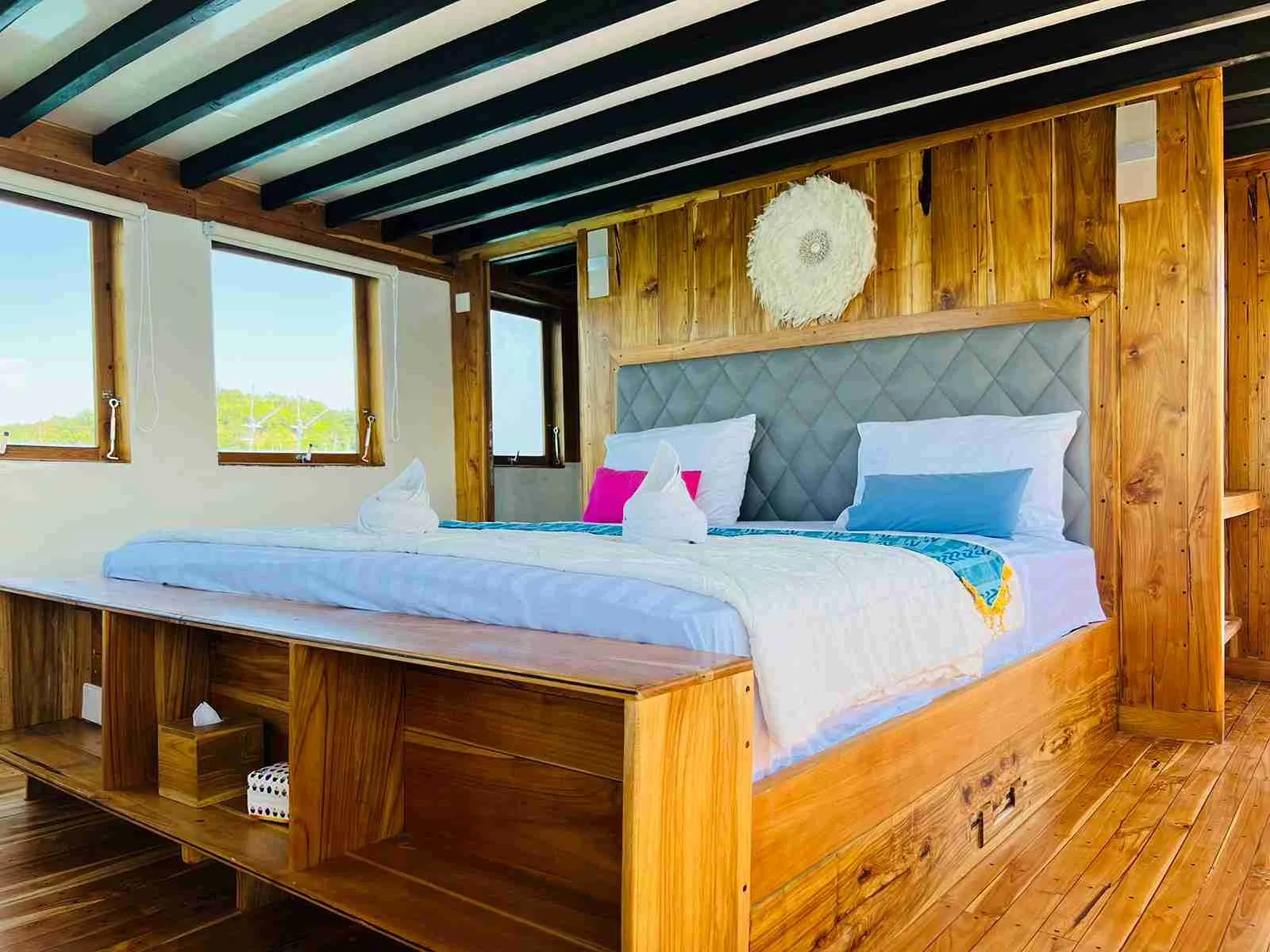 Bajo Cabin