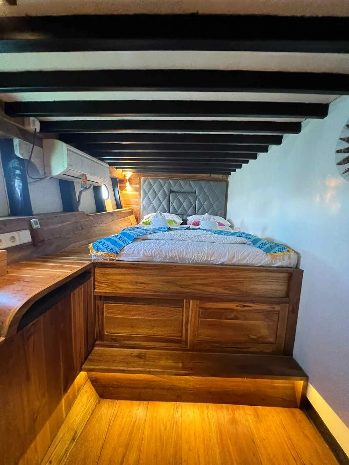 Lio Cabin