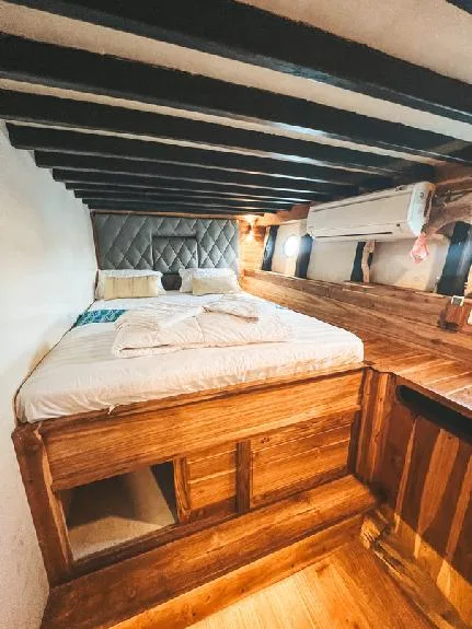 Mabar Cabin