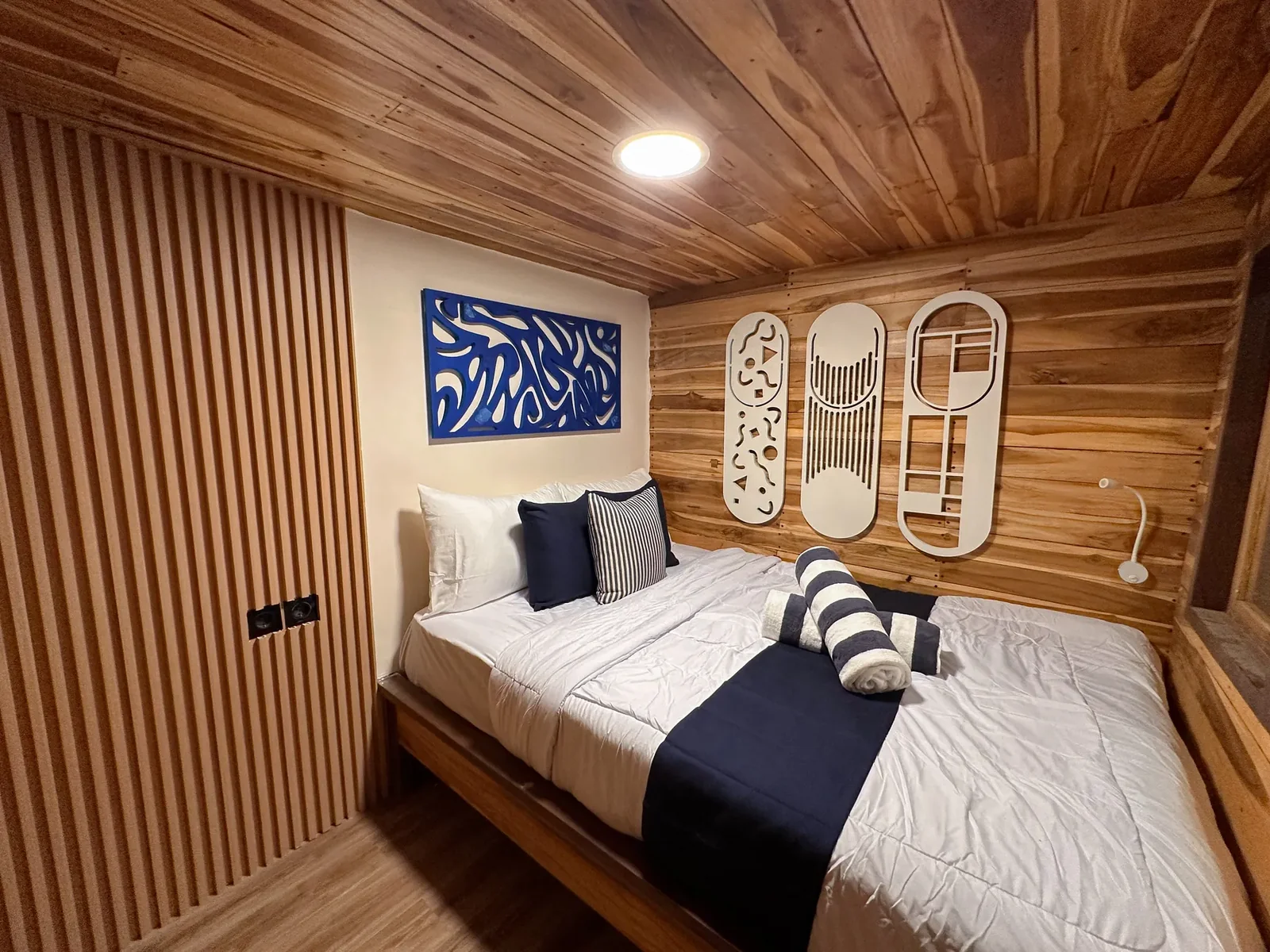 Azure Cabin
