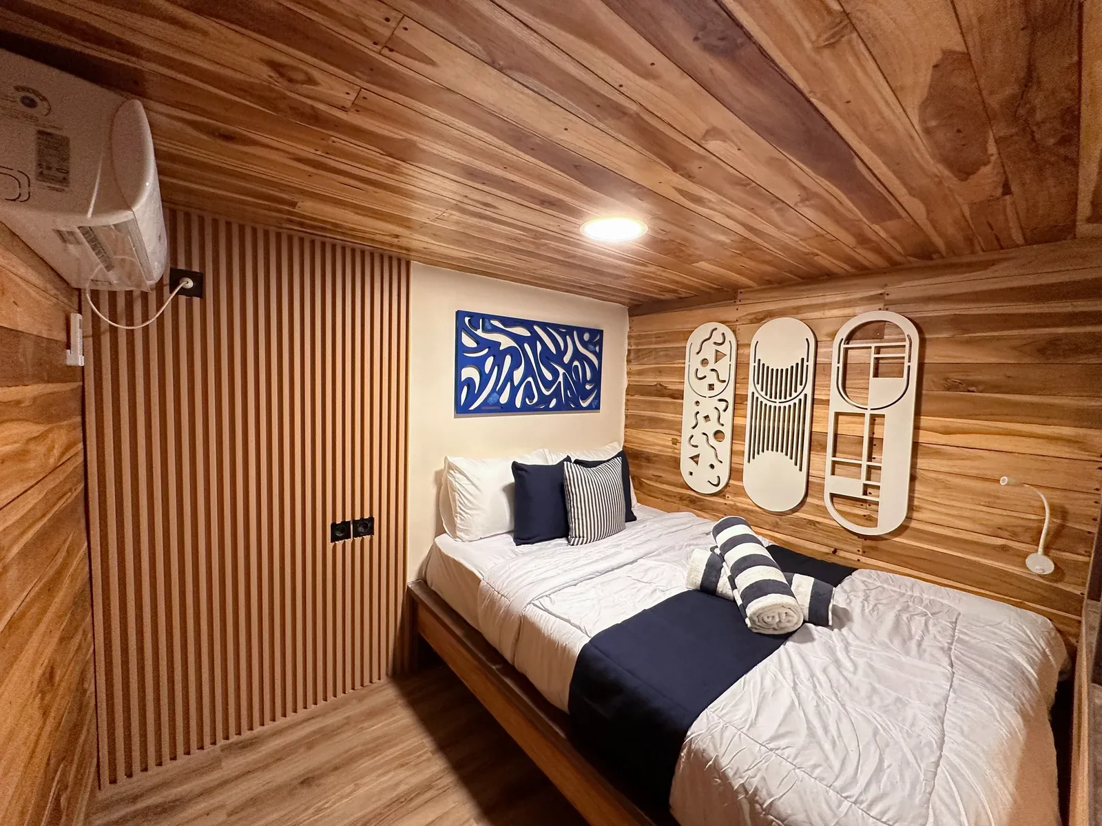 Azure Cabin