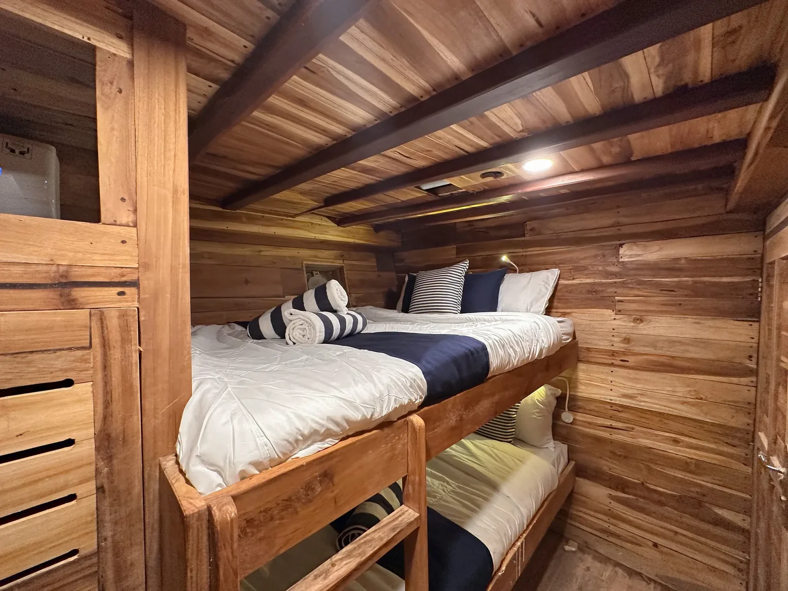 Coral Cabin