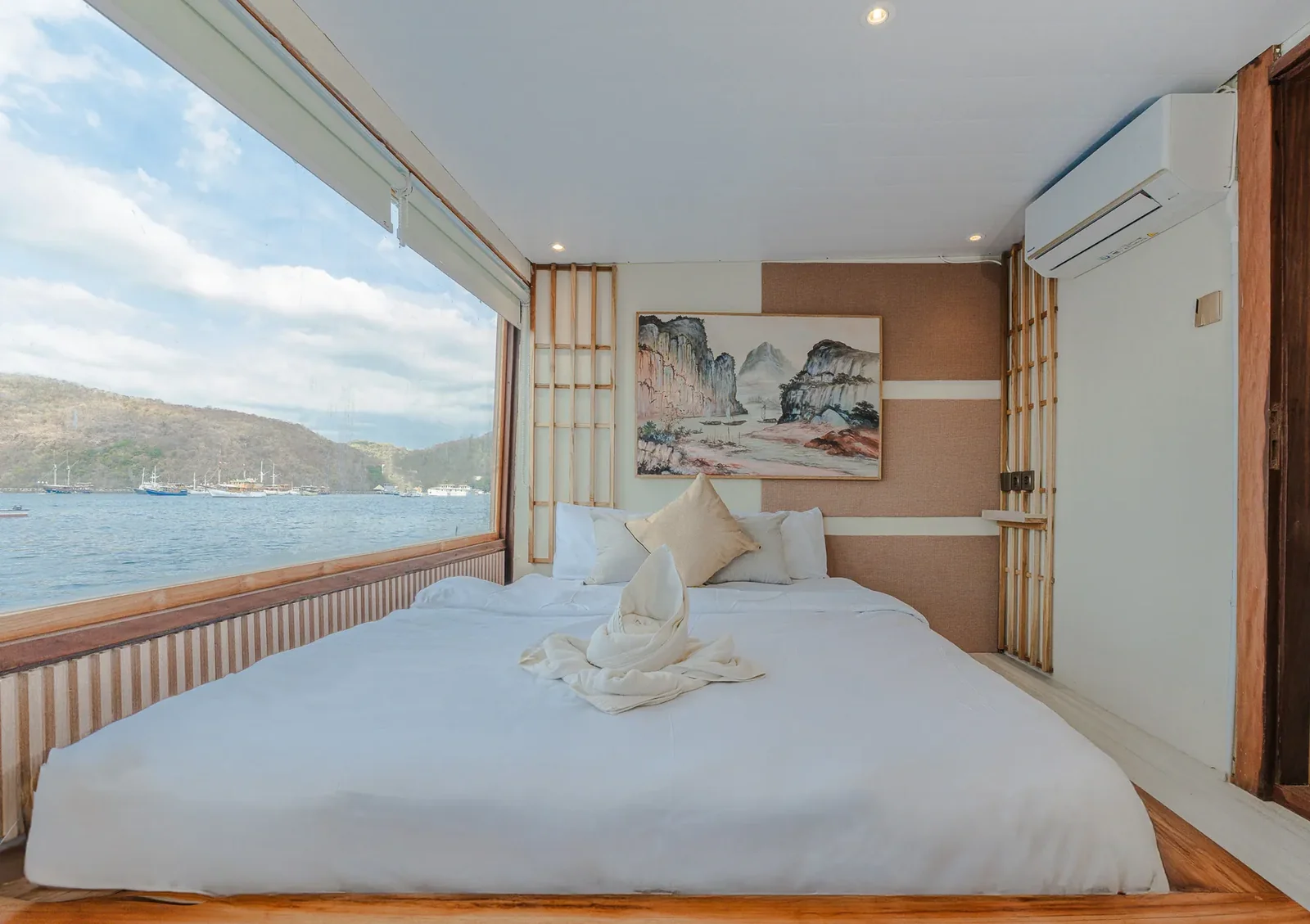 Master Cabin 1