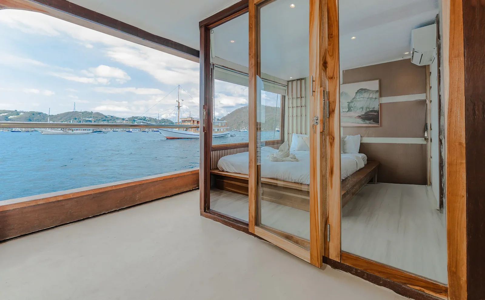 Master Cabin 1