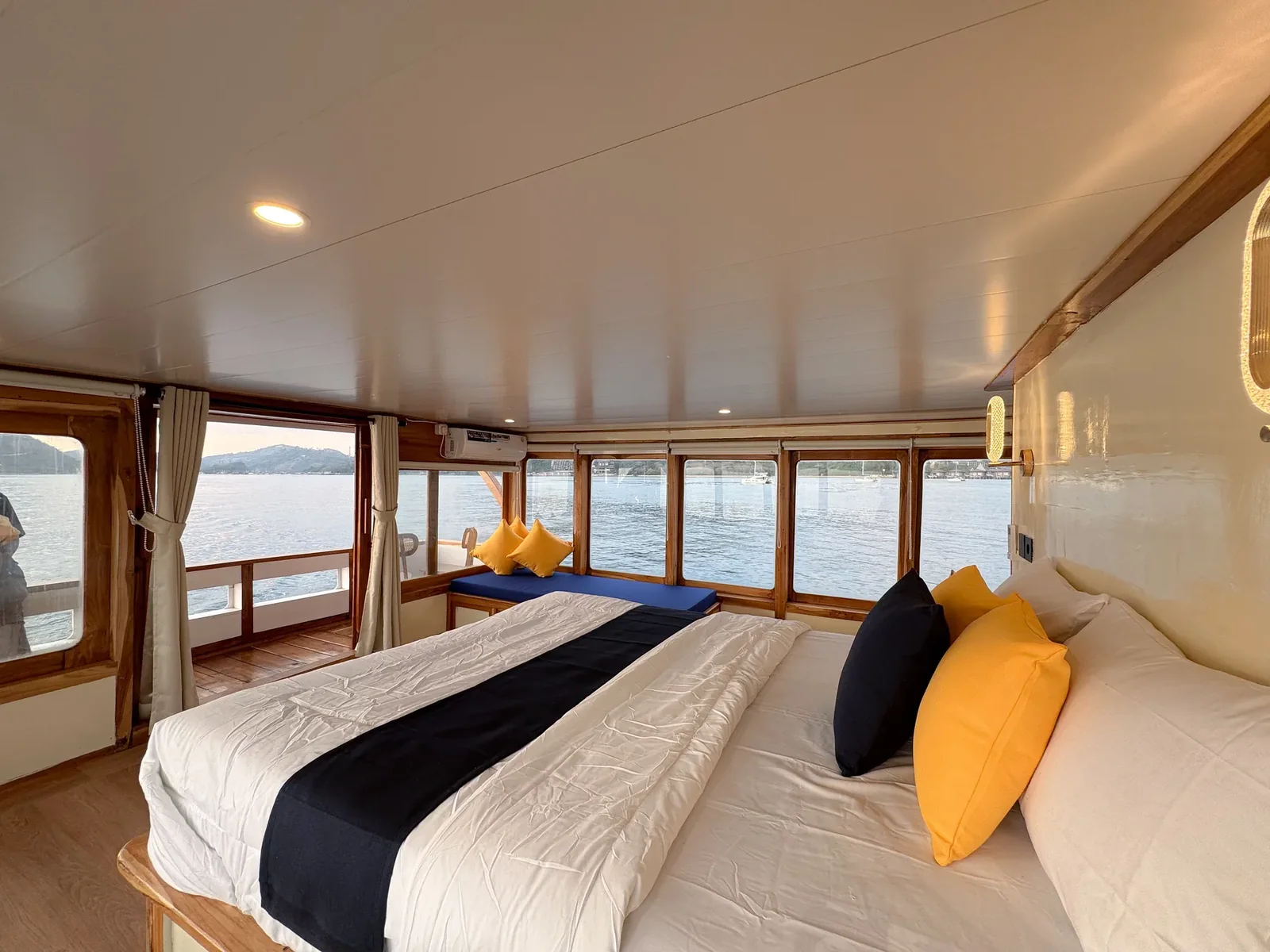 Phoenix Cabin