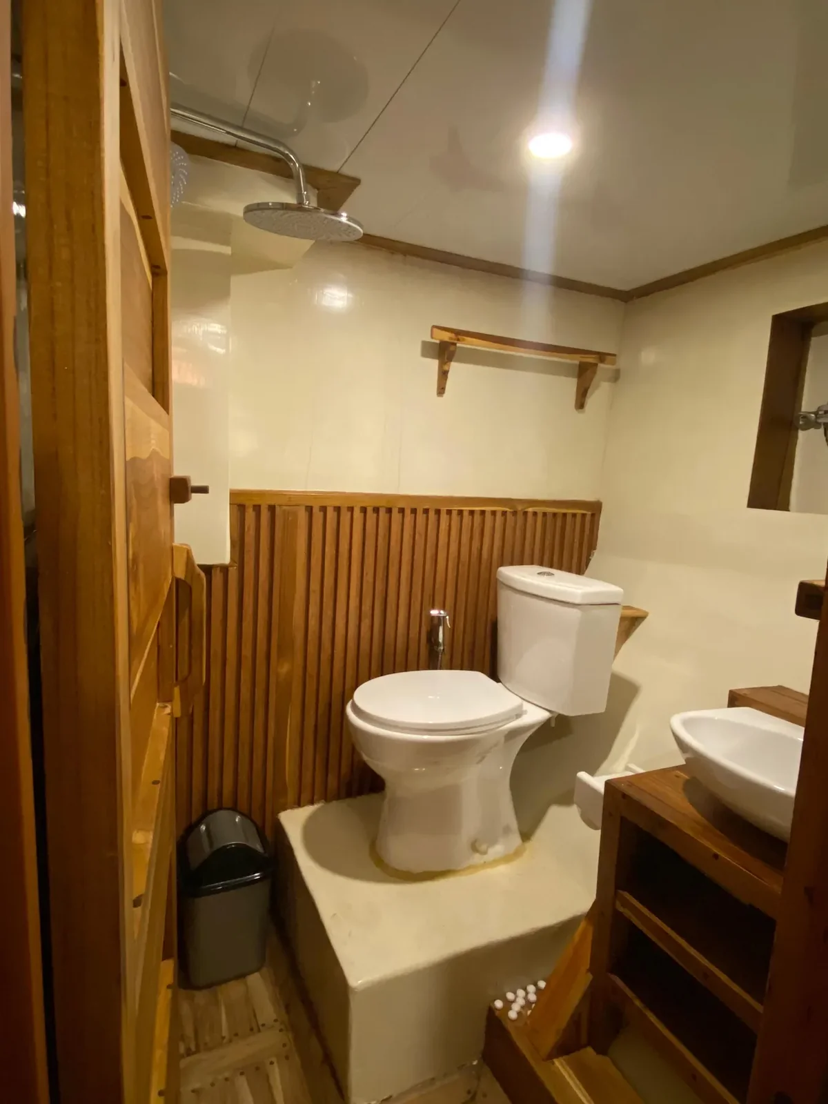Standard Cabin