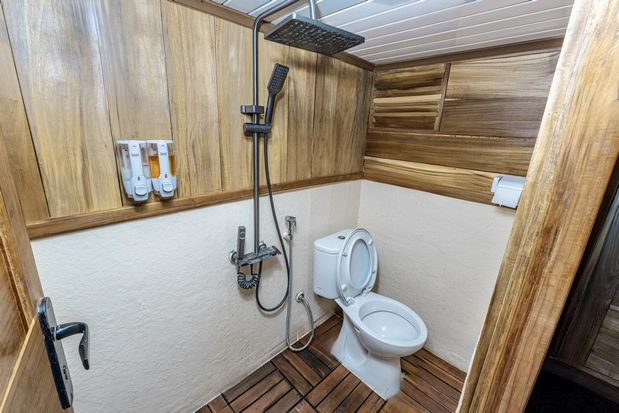 Deluxe Cabin 1