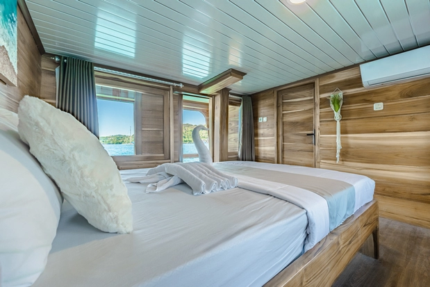 Deluxe Cabin 1
