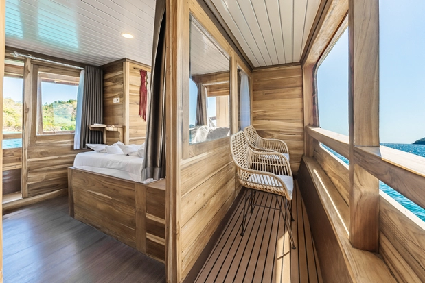 Deluxe Cabin 2