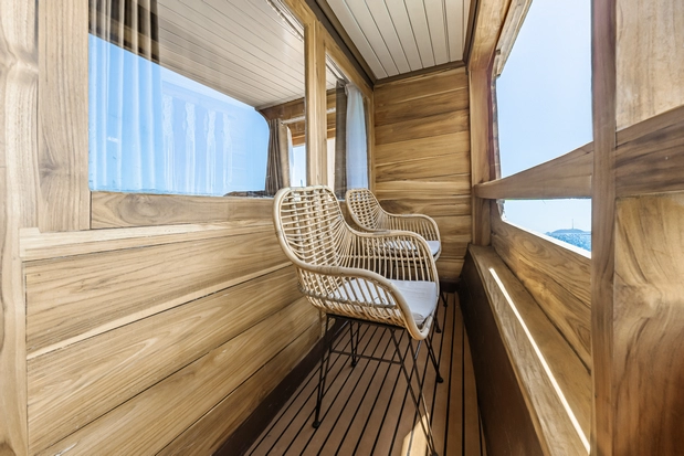 Deluxe Cabin 2