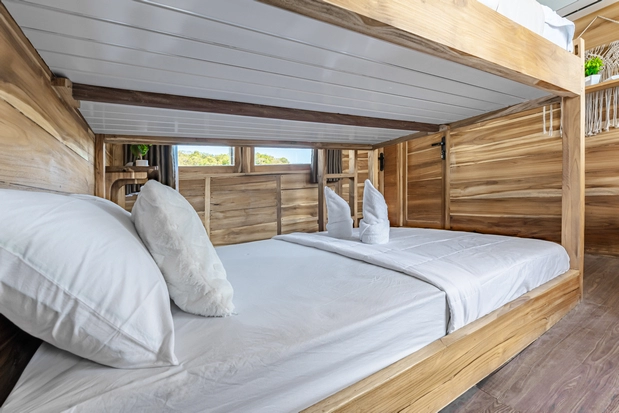 Shared Cabin