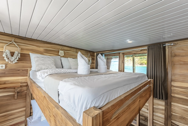 Shared Cabin