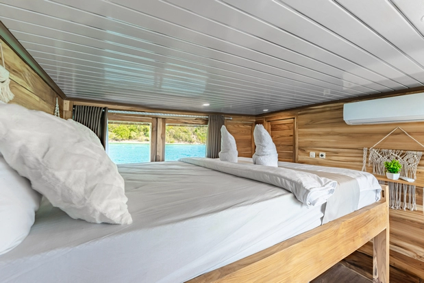 Shared Cabin