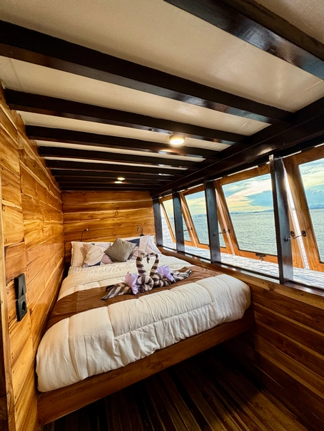 Signature Cabin 2
