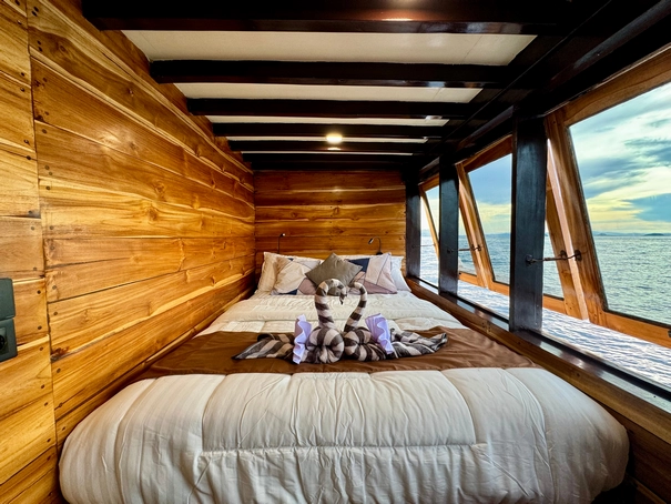 Signature Cabin 2