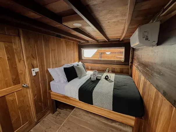 Deluxe Cabin 2
