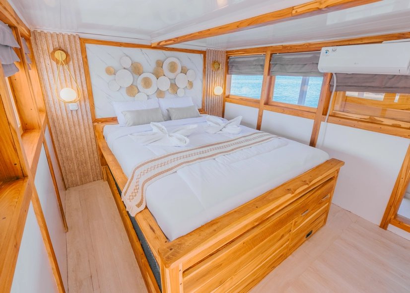 Private Cabin 1