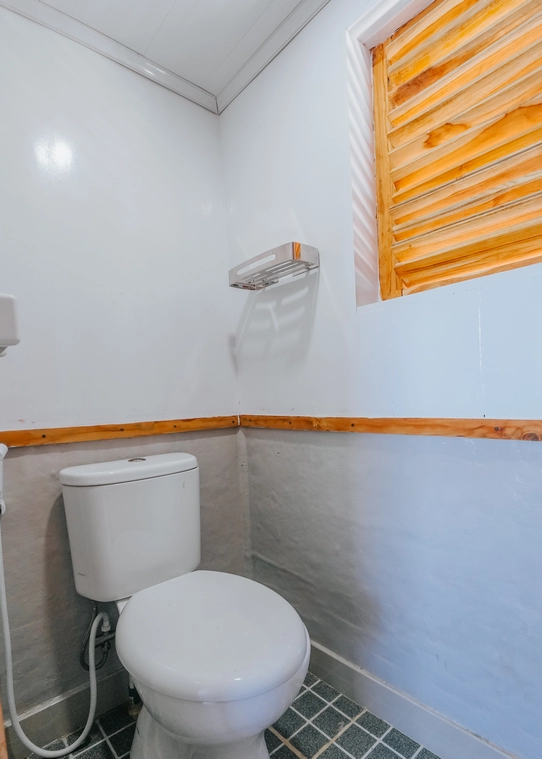 Private Cabin 2
