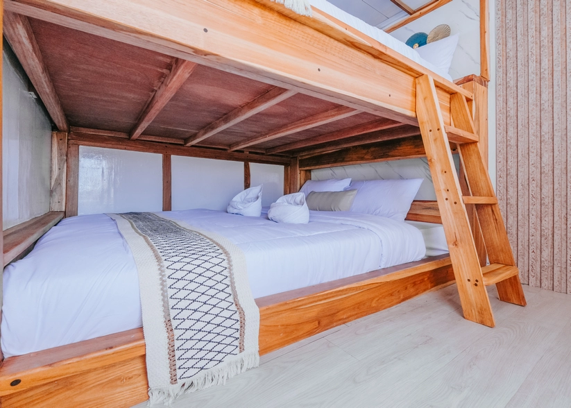 Shared Cabin 2