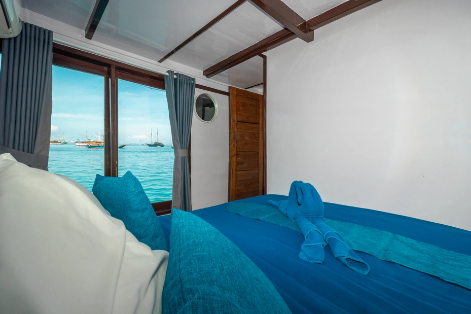 Deluxe Cabin 2