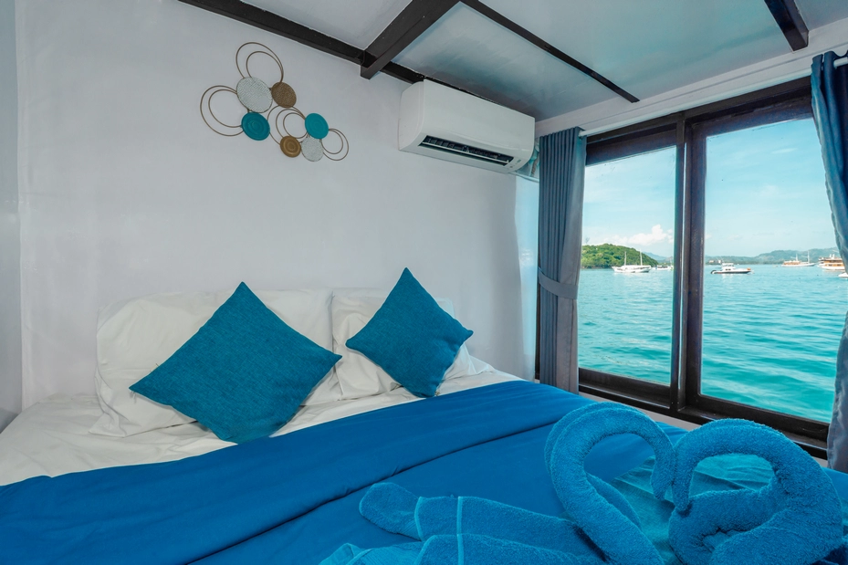 Deluxe Cabin 2