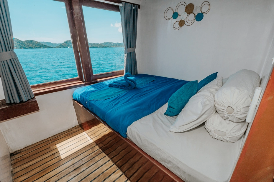 Superior Cabin 2