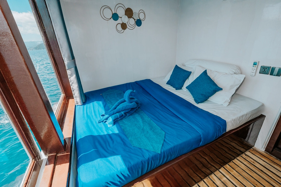 Superior Cabin 2