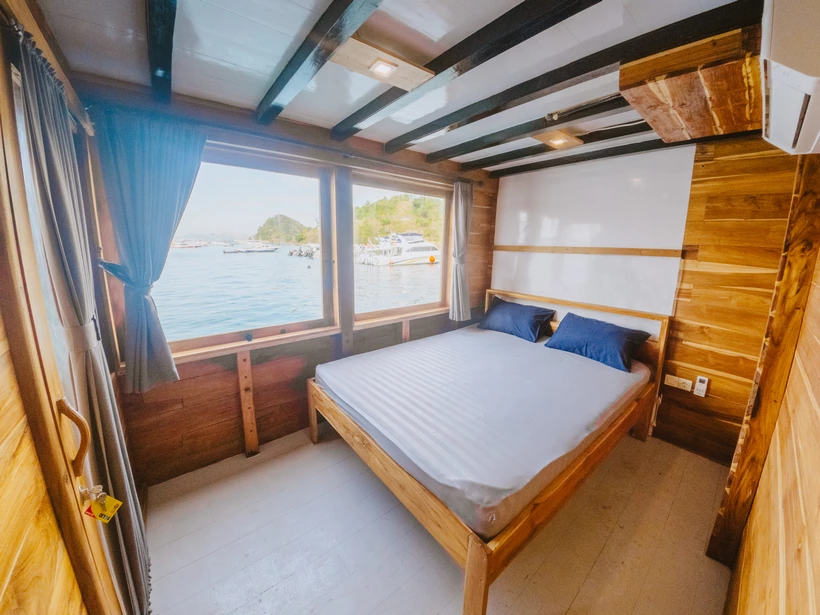Signature Cabin 2