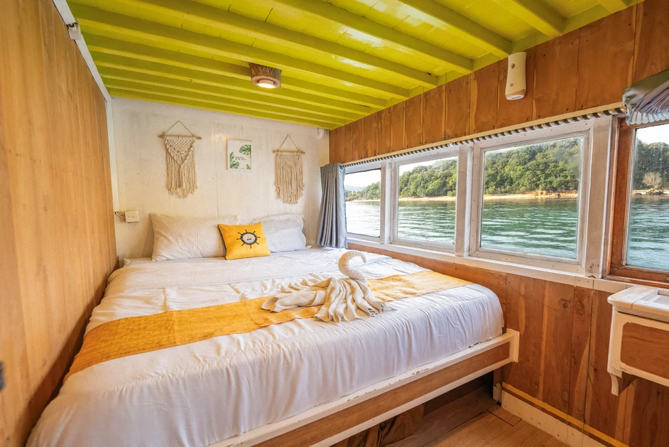 Full Ocean Cabin 1