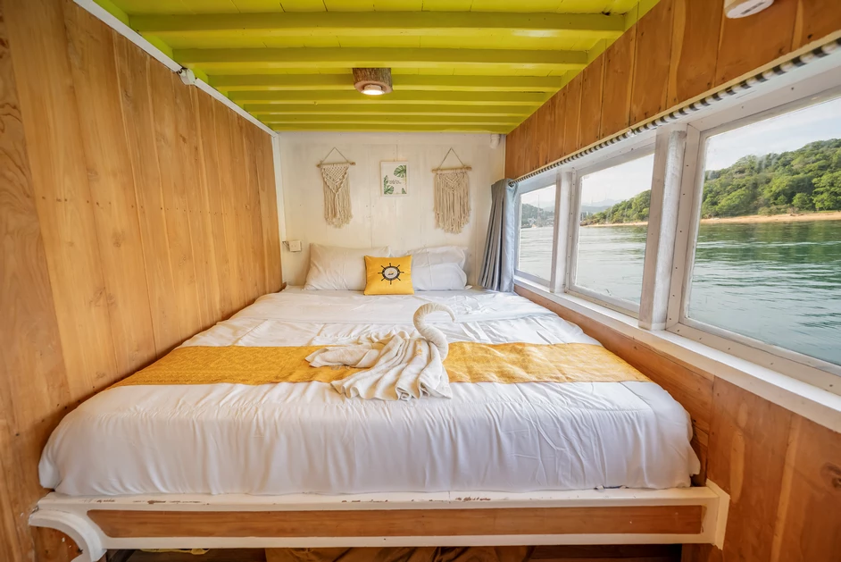 Full Ocean Cabin 1