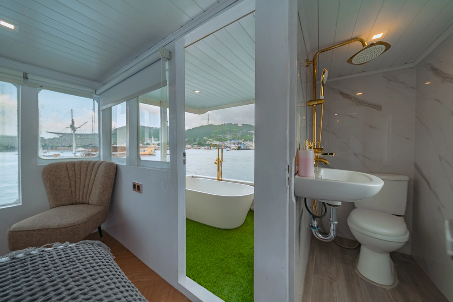 Master Cabin