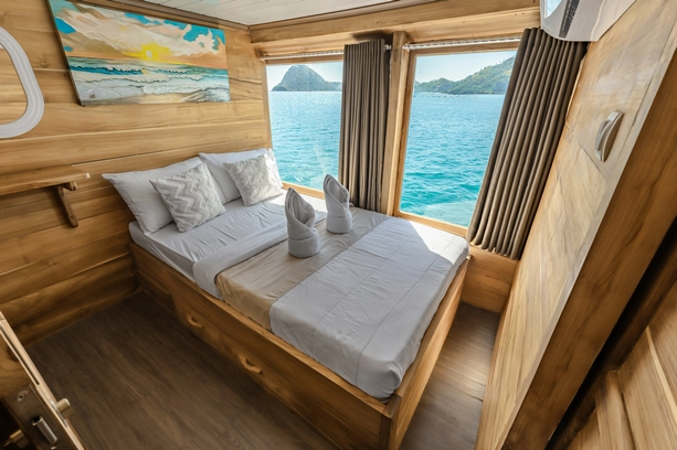 Superior Cabin 2